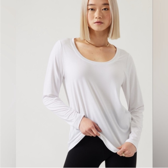 Athleta Tops - Athleta Stratus II Top in White Size 3x